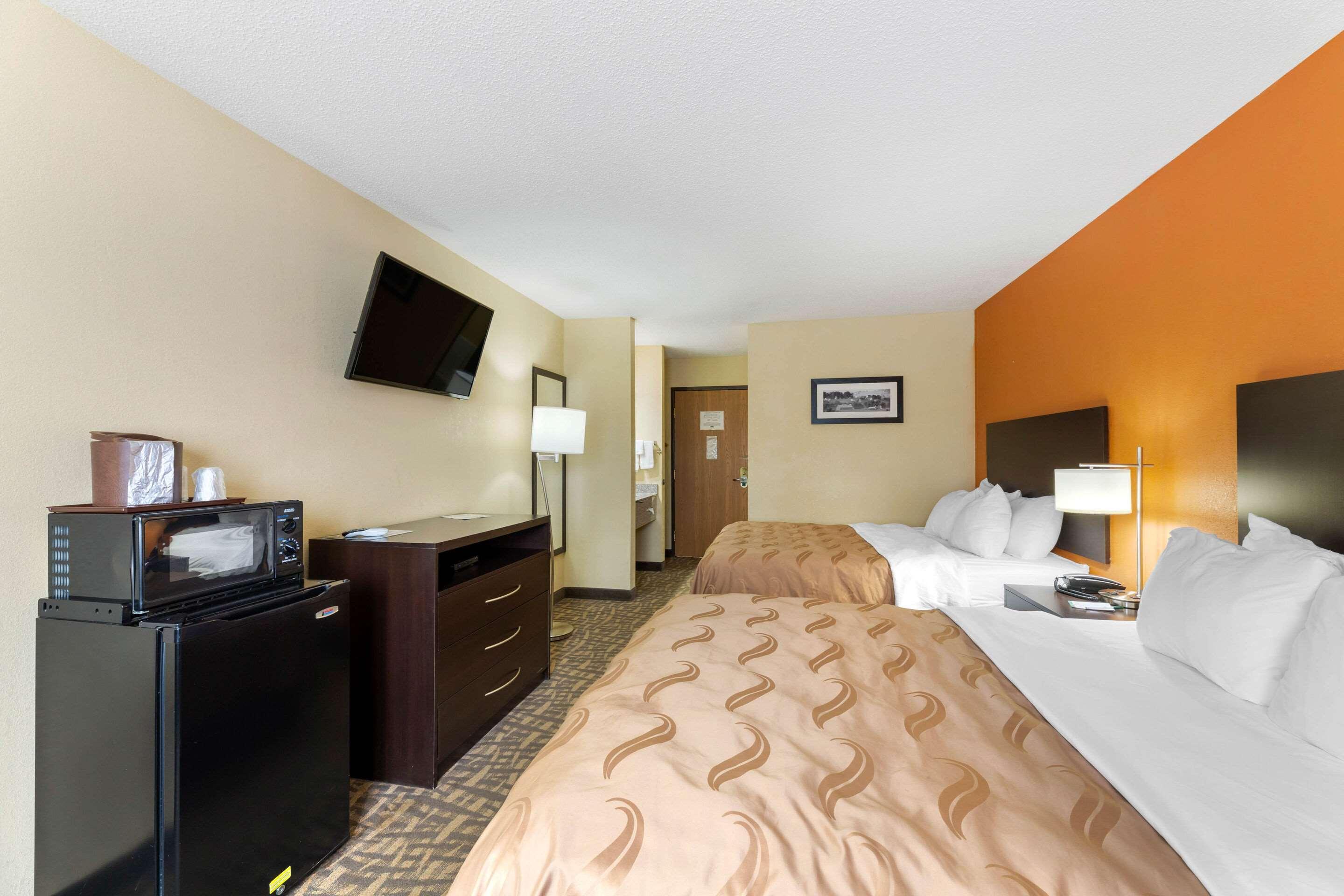 Quality Inn Wooster Exterior photo