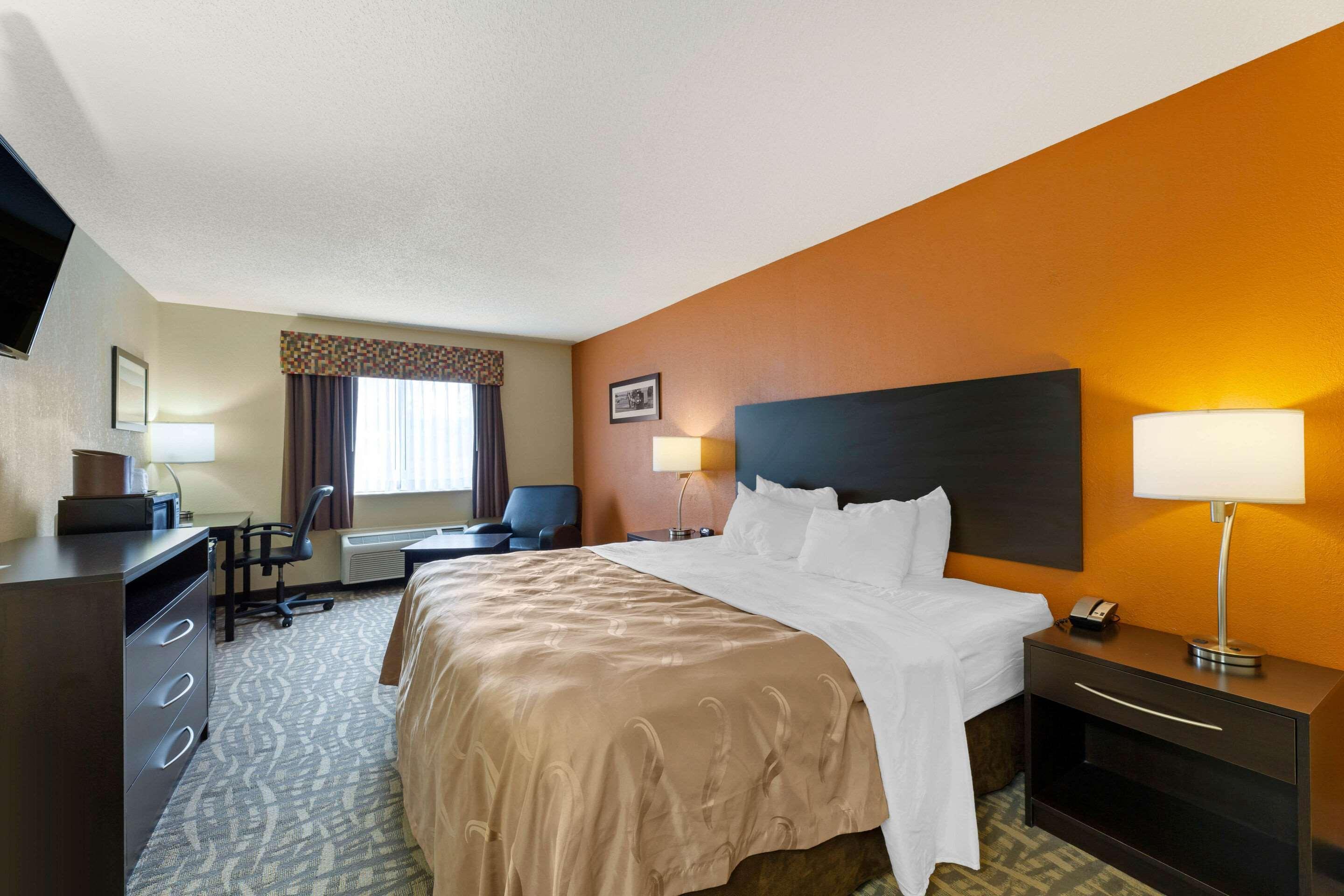 Quality Inn Wooster Exterior photo