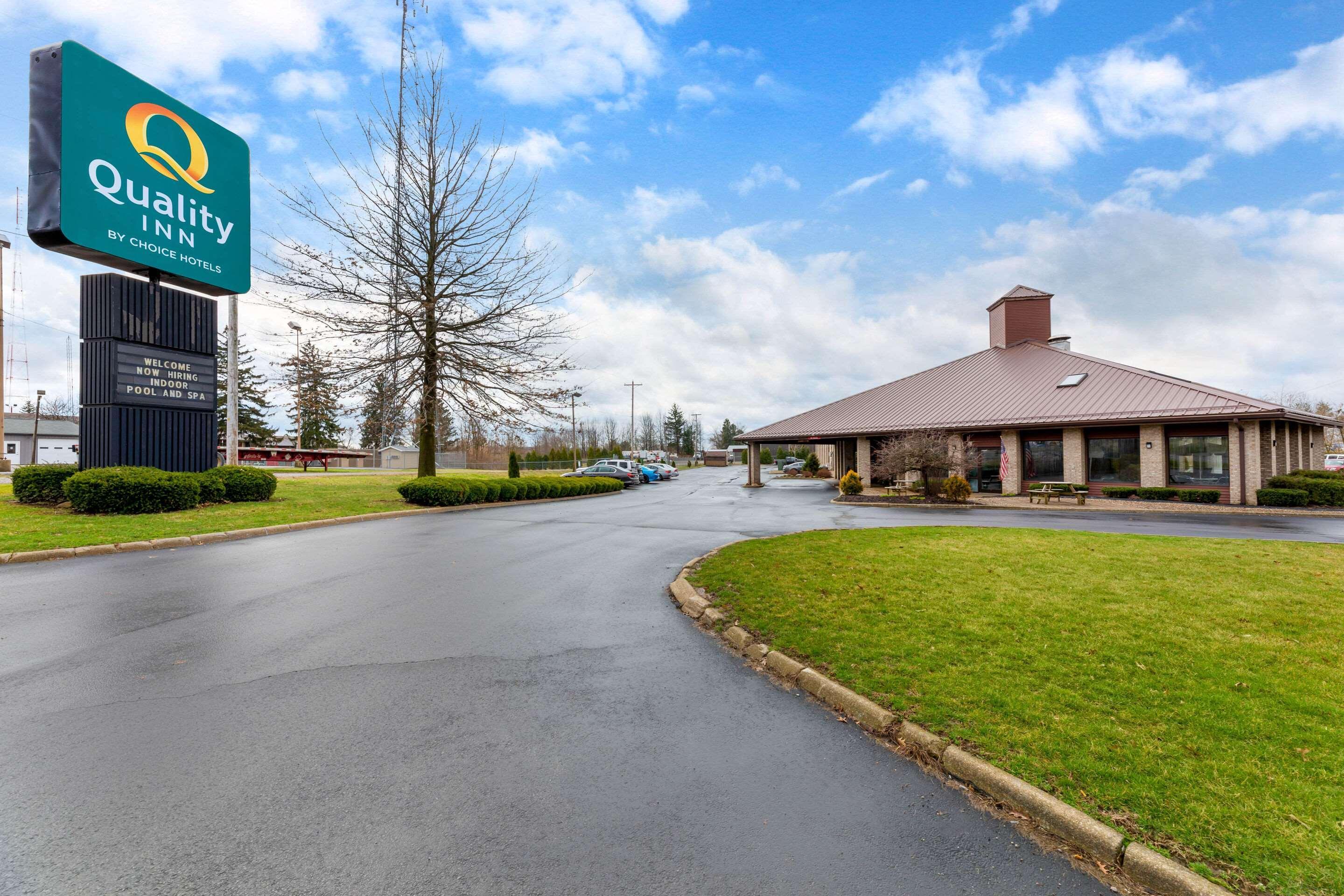 Quality Inn Wooster Exterior photo